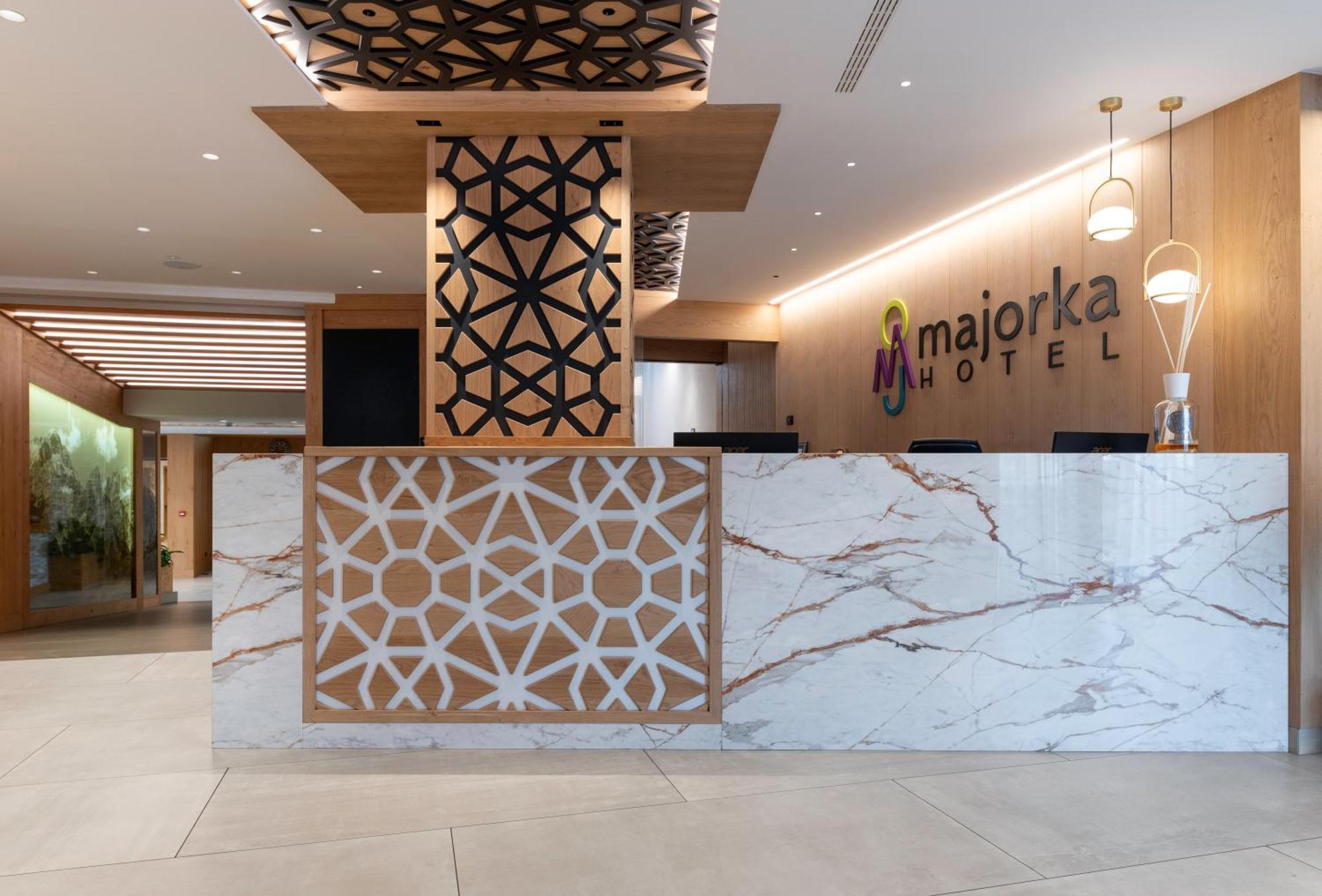 Hotel Majorka อันดาโล ภายนอก รูปภาพ
