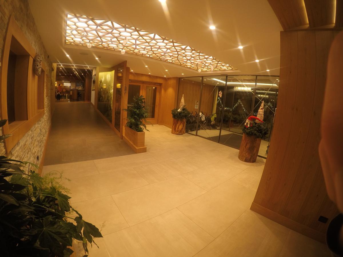 Hotel Majorka อันดาโล ภายนอก รูปภาพ