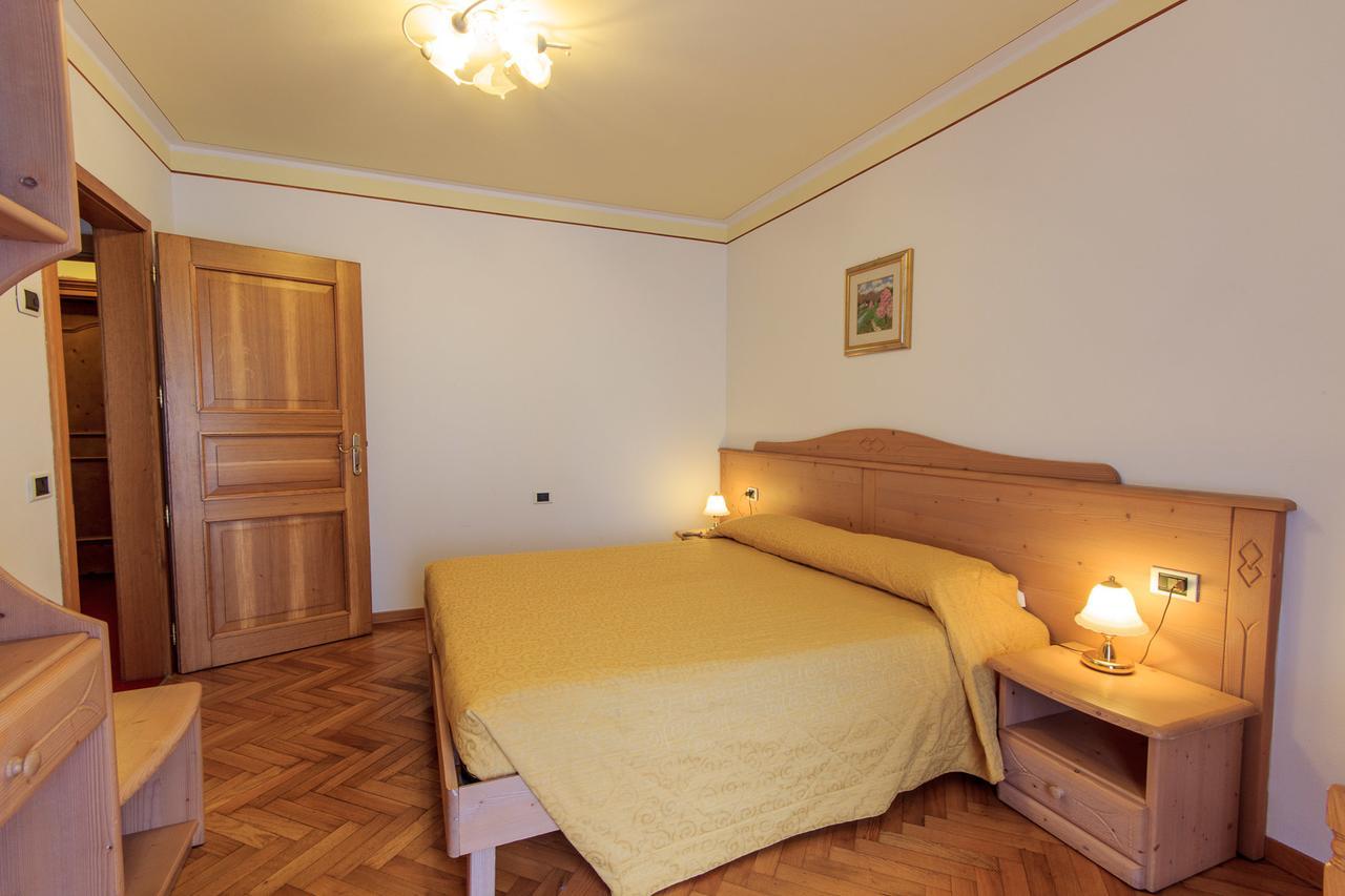 Hotel Majorka อันดาโล ภายนอก รูปภาพ