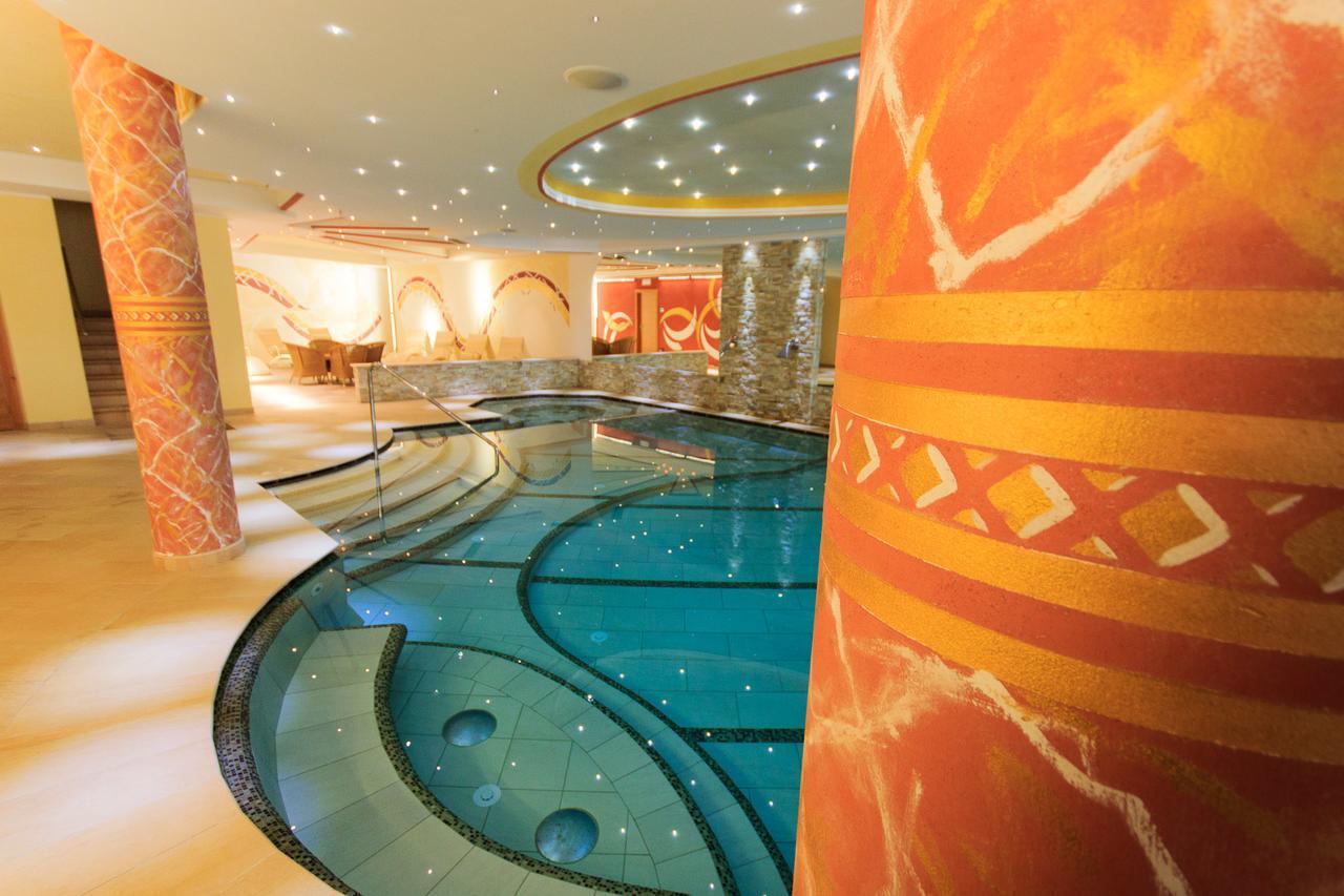 Hotel Majorka อันดาโล ภายนอก รูปภาพ