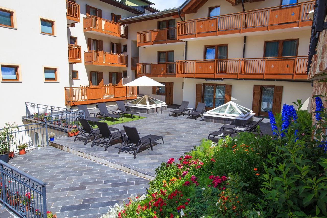 Hotel Majorka อันดาโล ภายนอก รูปภาพ