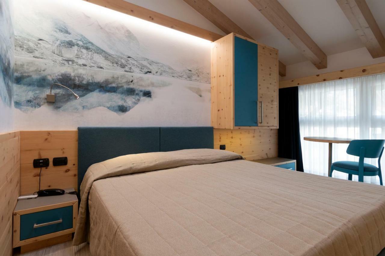 Hotel Majorka อันดาโล ภายนอก รูปภาพ